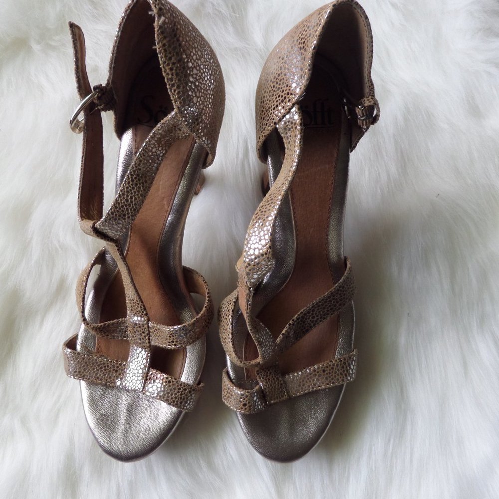 Sofft Strappy Sandal